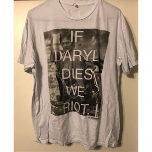 “If Daryl Dies We Riot” TWD T-Shirt
